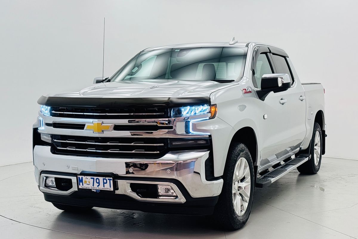 2022 CHEVROLET SILVERADO 1500 LTZ PREMIUM TECH PACK 10 SP AUTOMATIC CREW CAB UTILITY V8
