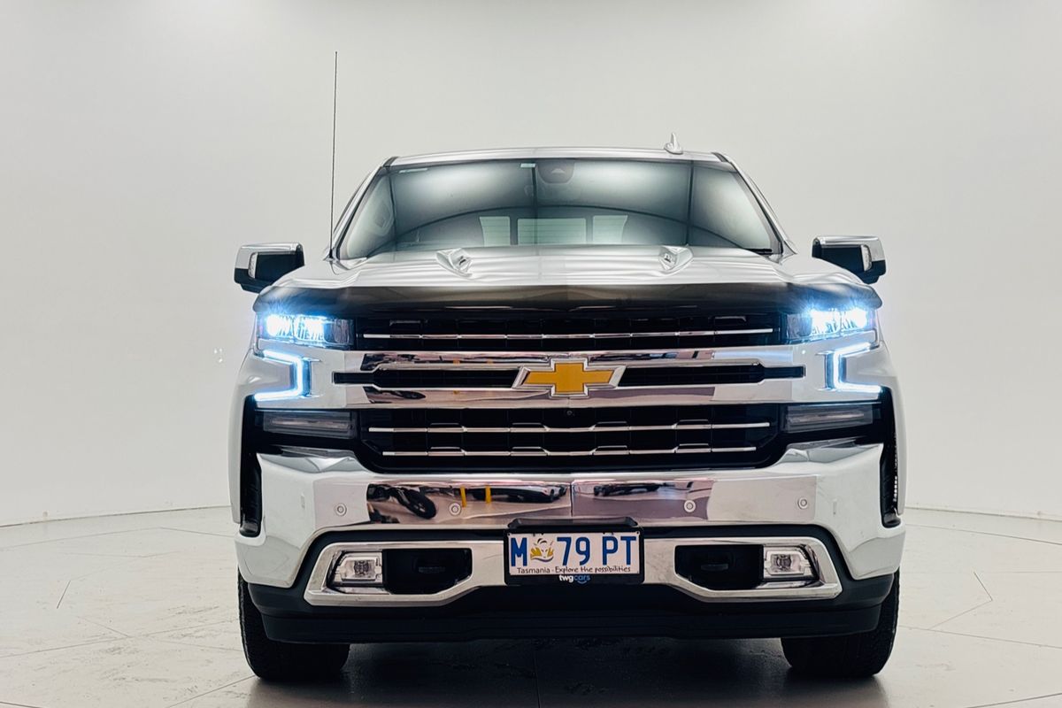 2022 CHEVROLET SILVERADO 1500 LTZ PREMIUM TECH PACK 10 SP AUTOMATIC CREW CAB UTILITY V8