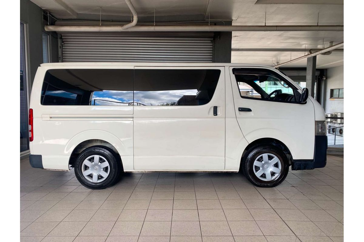 HIACE TRH 200V DX LWB 2.0i VAN HIACE TRH 200V DX LWB 2.0i VAN