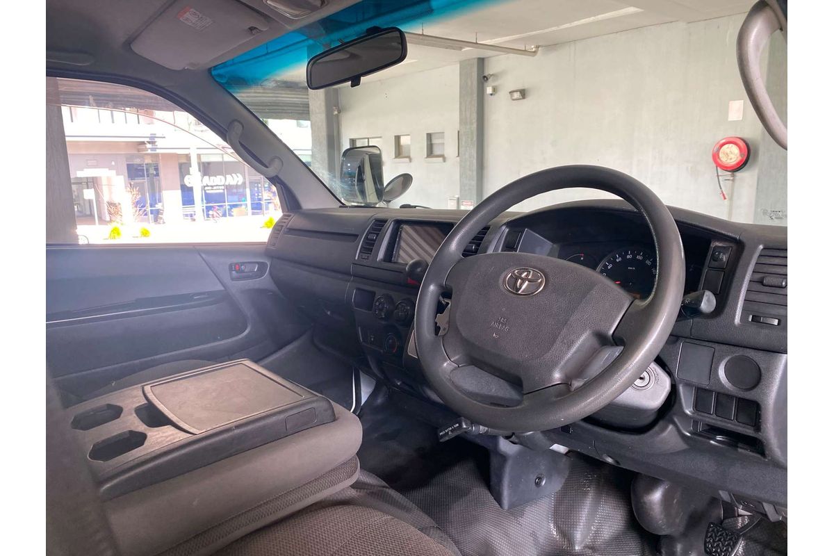 HIACE TRH 200V DX LWB 2.0i VAN
