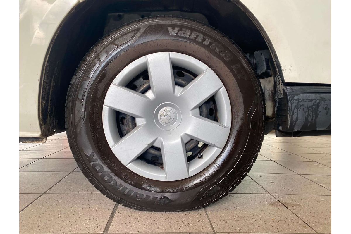 HIACE TRH 200V DX LWB 2.0i VAN HIACE TRH 200V DX LWB 2.0i VAN