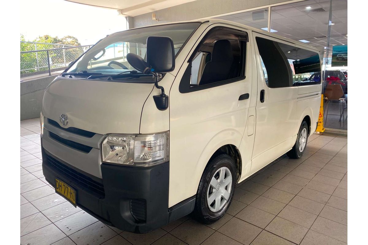 HIACE TRH 200V DX LWB 2.0i VAN