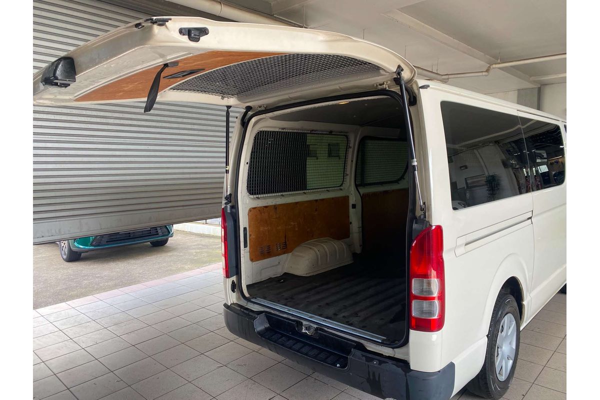 HIACE TRH 200V DX LWB 2.0i VAN