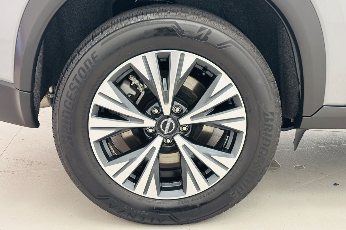 Nissan X-TRAIL 4WD ST-L e-POWER MY23