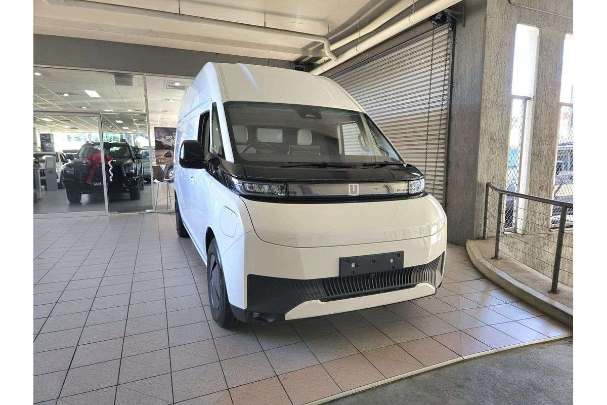 Super Van 5.5m, LWB, FWD, 83kWh, H2500 Super Van 5.5m, LWB, FWD, 83kWh, H2500