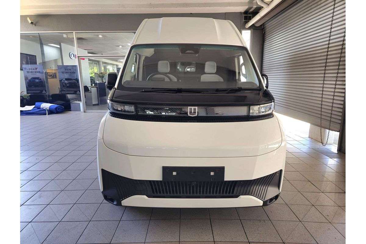 Super Van 5.5m, LWB, FWD, 83kWh, H2500 Super Van 5.5m, LWB, FWD, 83kWh, H2500