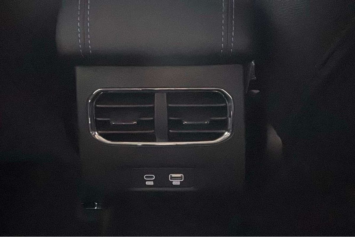 2025 Haval Jolion  Premium Auto 4x2 (JLPRMSUV7AP2B)