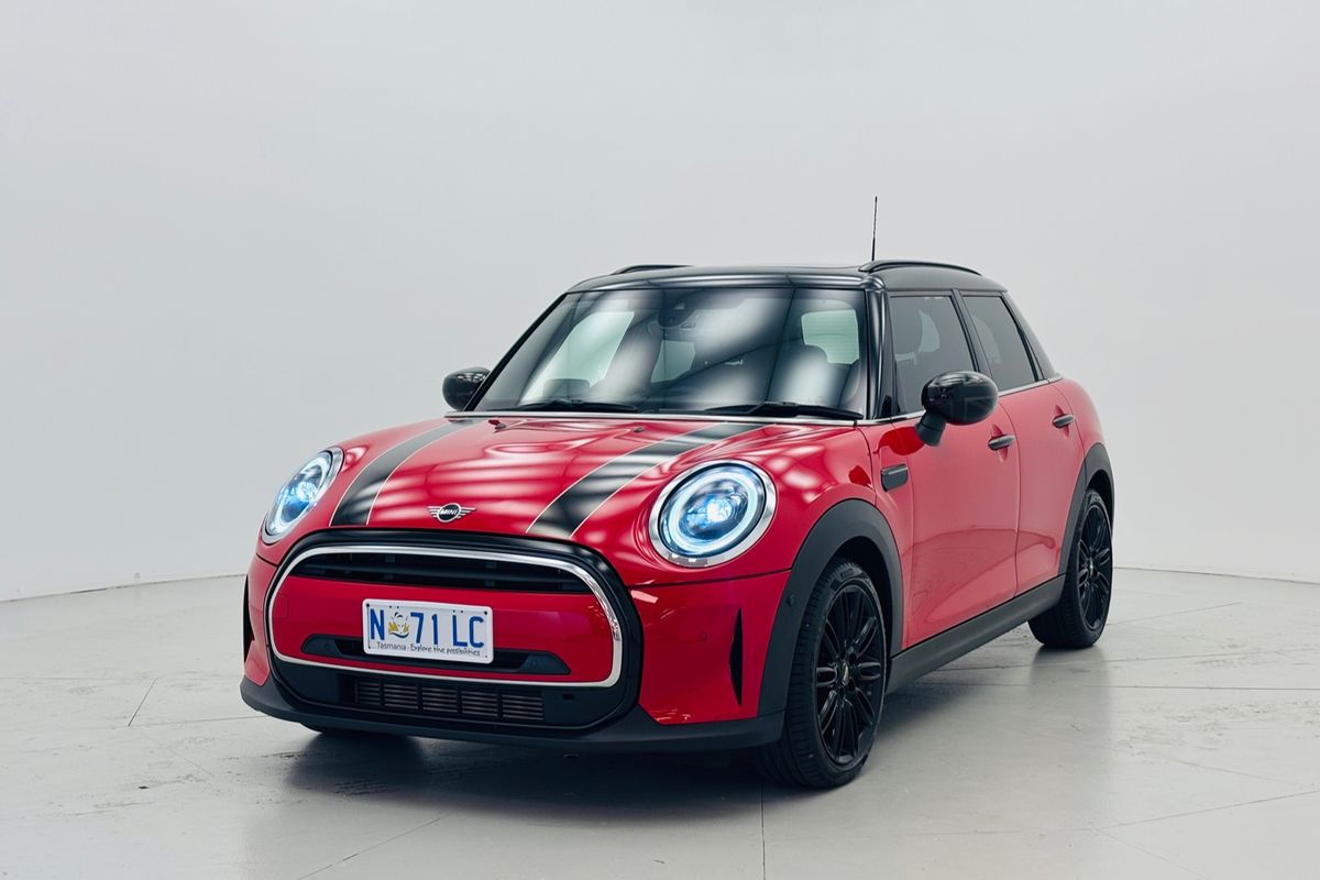 2021 Mini 5D HATCH COOPER MINI YOURS 7SP AUTO S-TRONIC DUAL CL 5D HATCHBACK T3