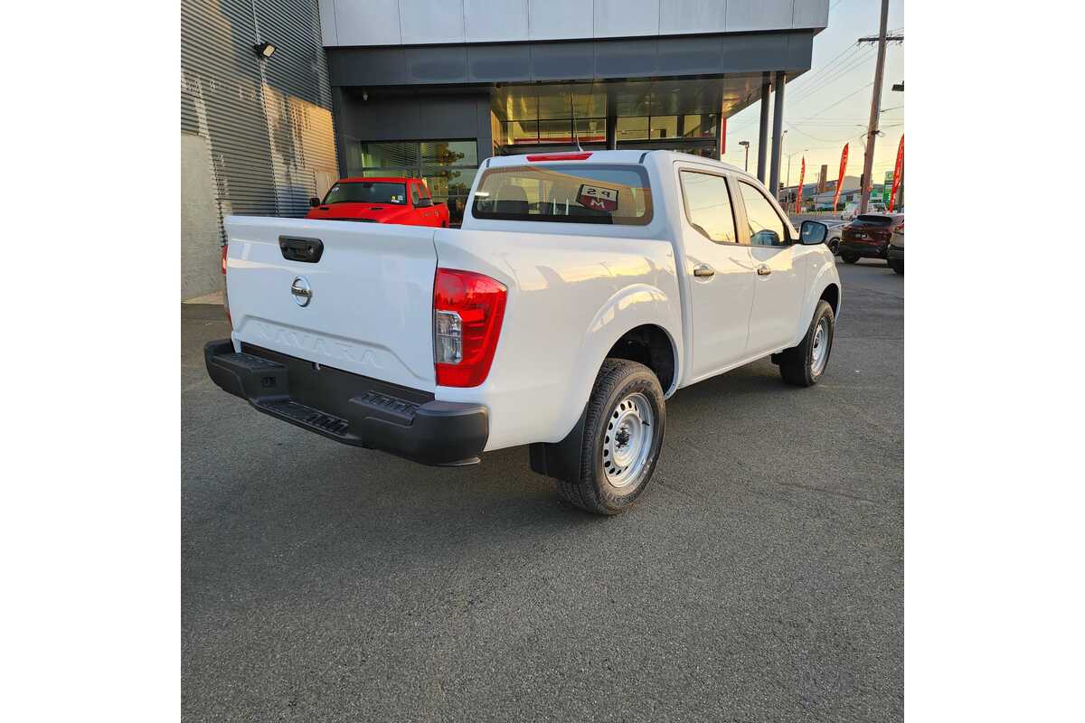 2023 Nissan Navara SL D23