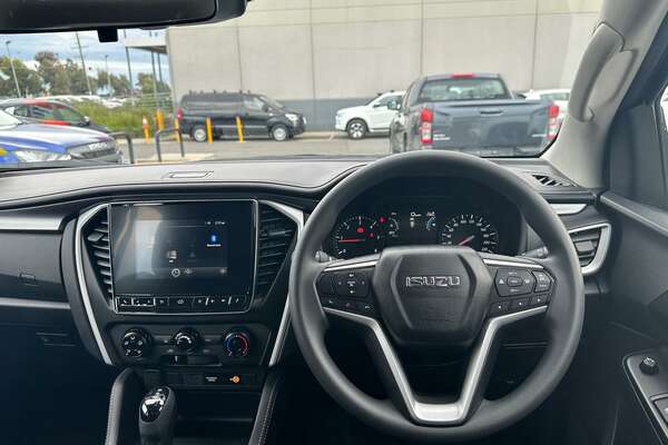 2022 Isuzu MU-X LS-M