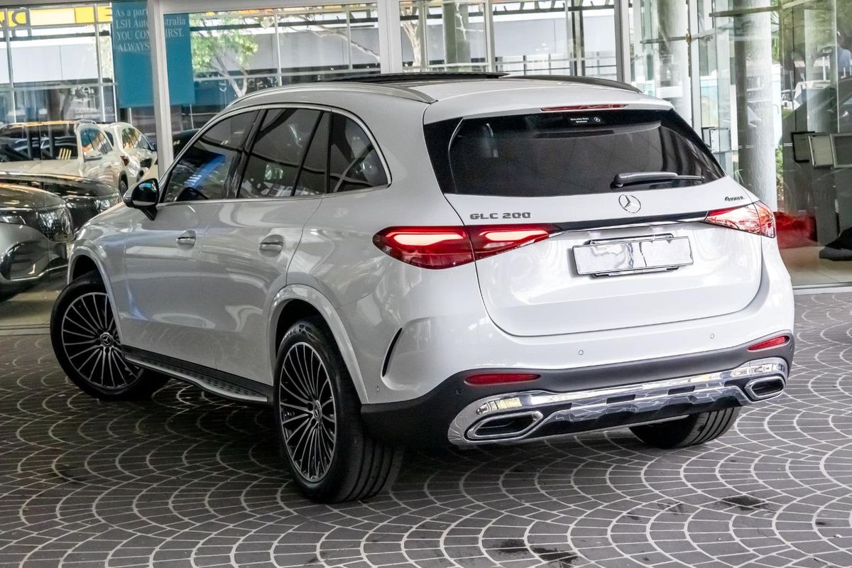 X254 806MY GLC200 WAG 9G 9sp 2 0T/17kW