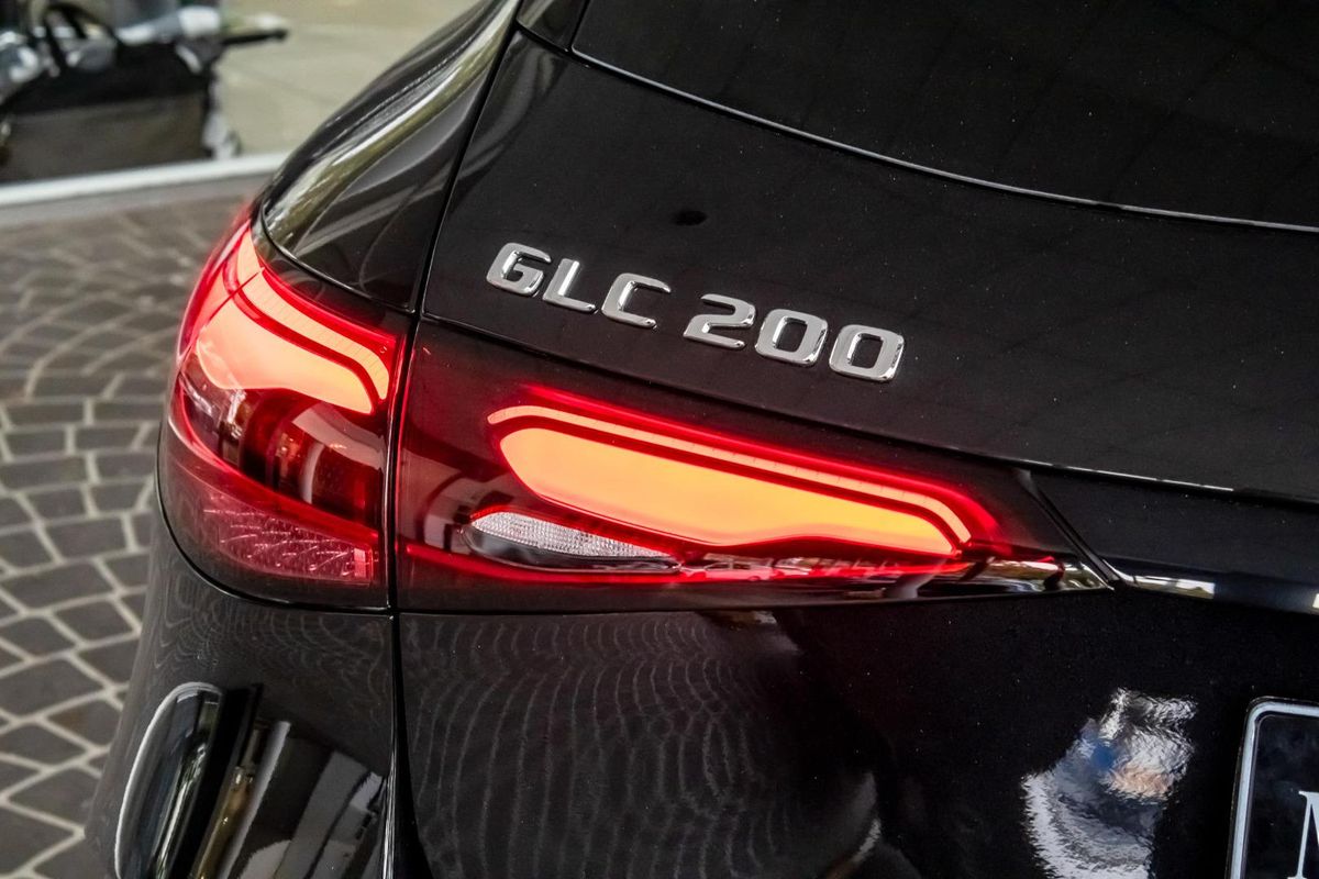 X254 806+056MY GLC200 WAG 9G 9 sp 2.0T/17kW