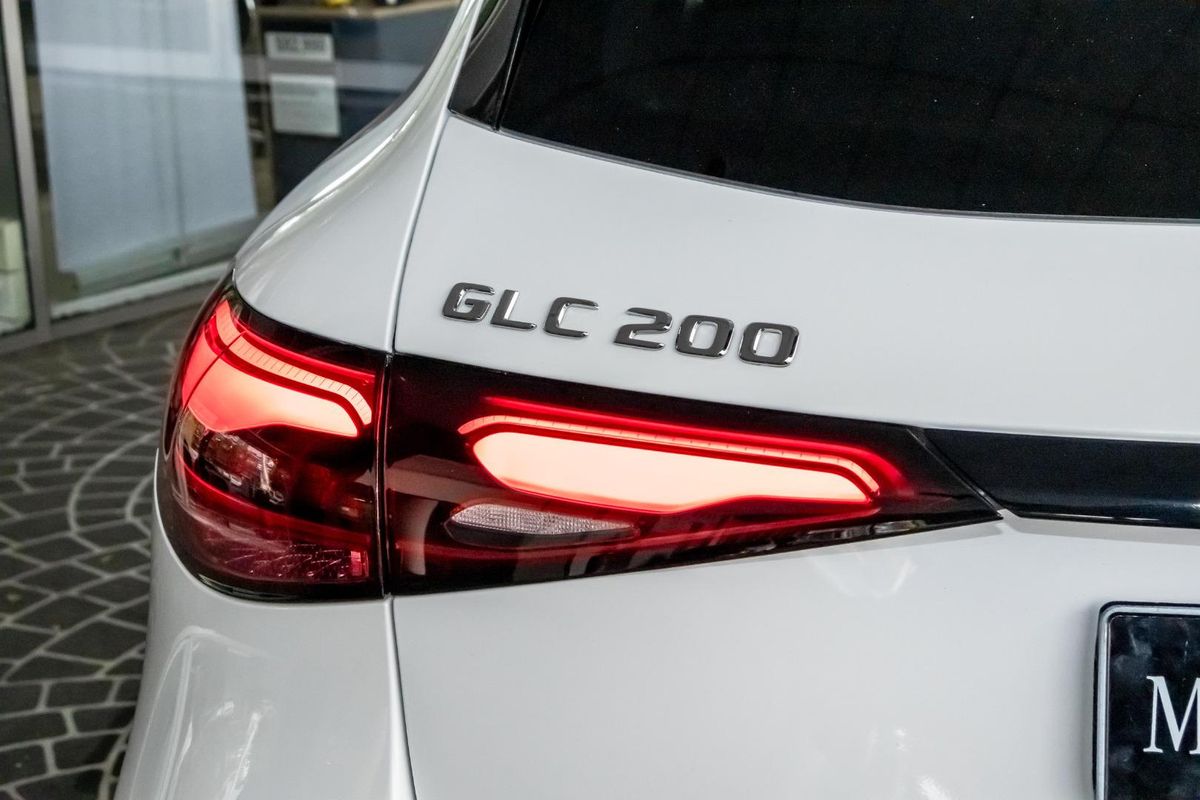 X254 806MY GLC200 WAG 9G 9sp 2 0T/17kW