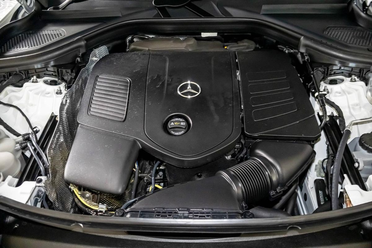 X254 806MY GLC200 WAG 9G 9sp 2 0T/17kW