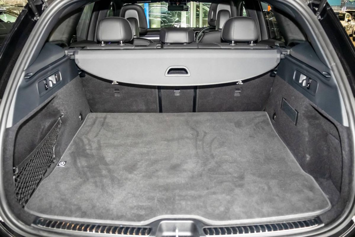 X254 806+056MY GLC200 WAG 9G 9 sp 2.0T/17kW