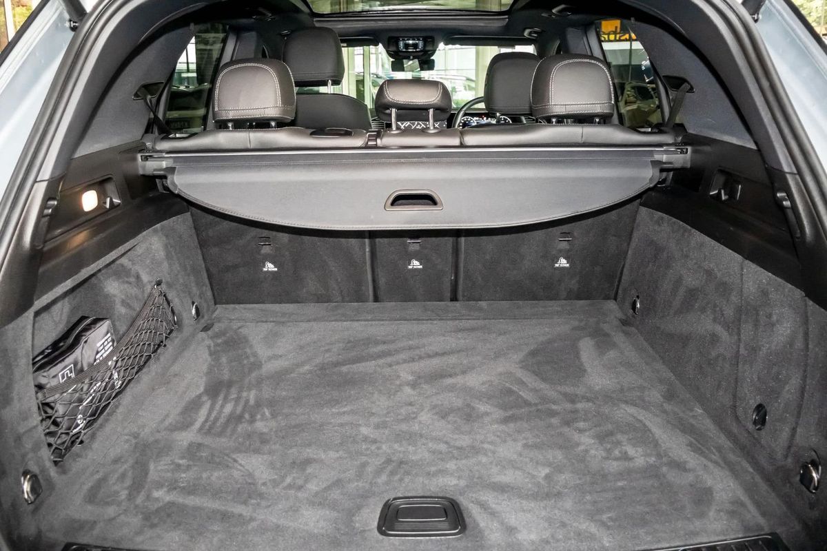 V167 805+055MY GLE300 d WAG 9G 9sp 2.0DT/15kW