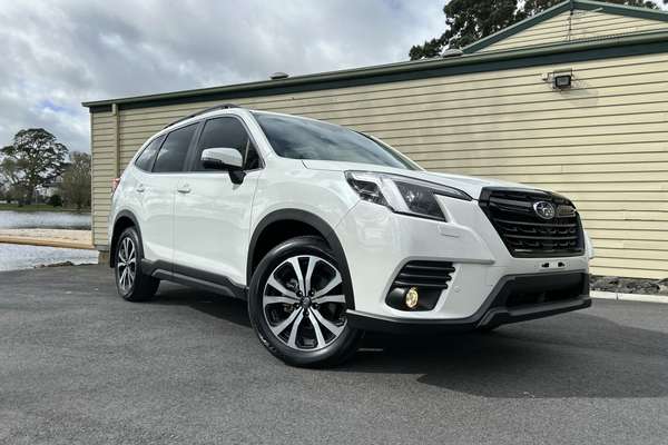 2024 Subaru Forester 2.5i Premium S5
