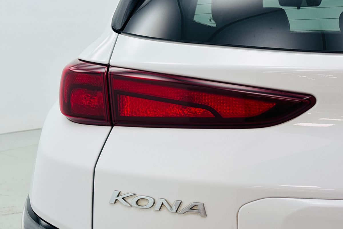 2021 HYUNDAI KONA (FWD) CONTINUOUS VARIABLE 4D WAGON 4CYL 