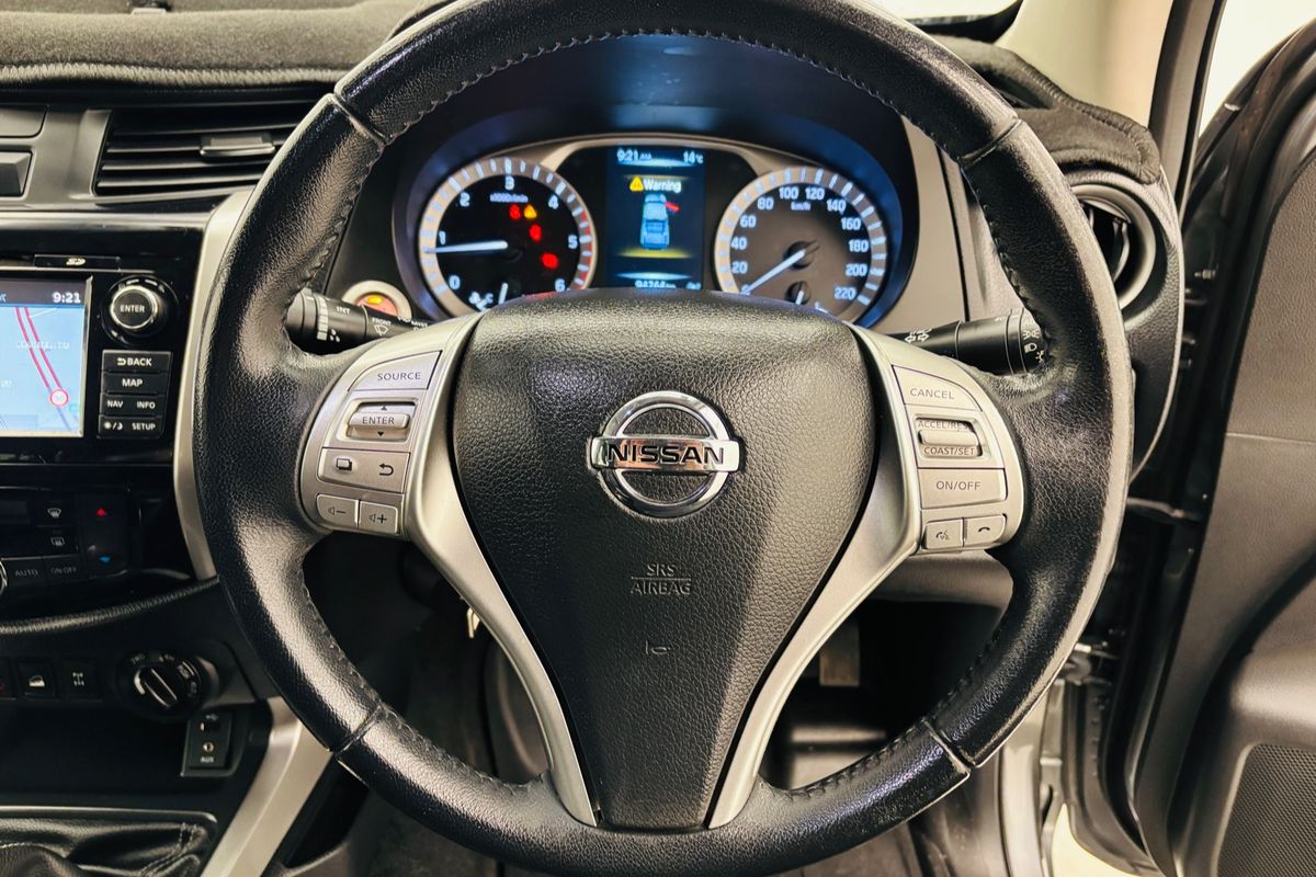 2018 NISSAN NAVARA ST-X (4x4) (SUNROOF) MAN DUAL CAB UTILITY DT4 DIESEL