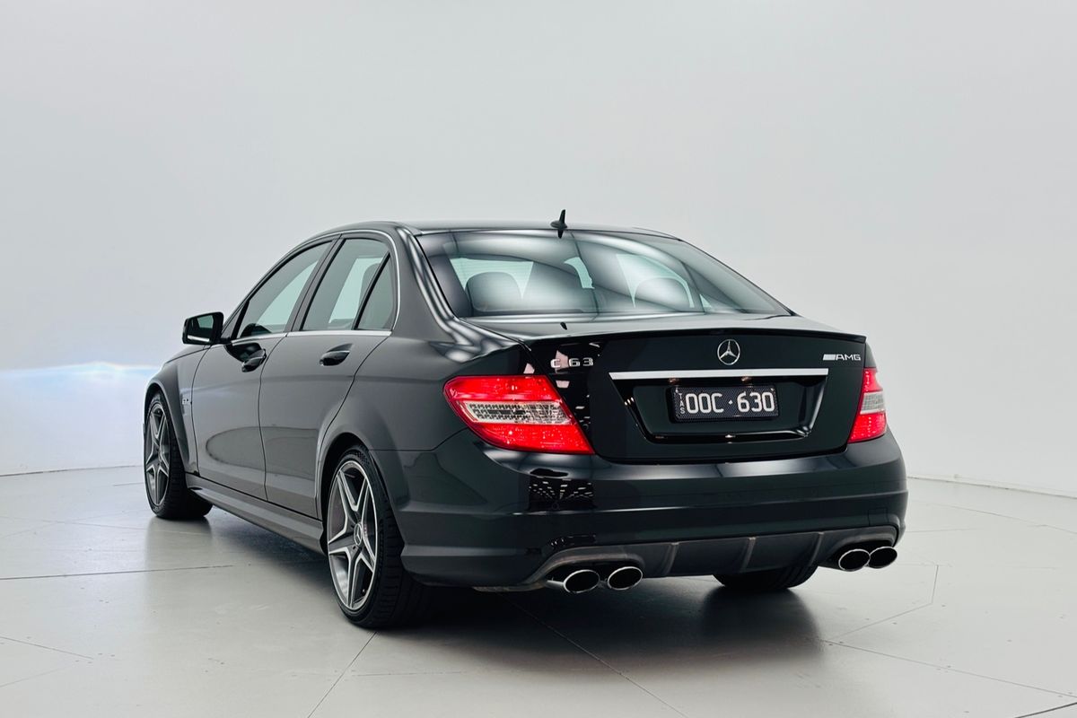 2010 Mercedes-benz C63 AMG 7 SP AUTOMATIC G-TRONIC 4D SEDAN V8