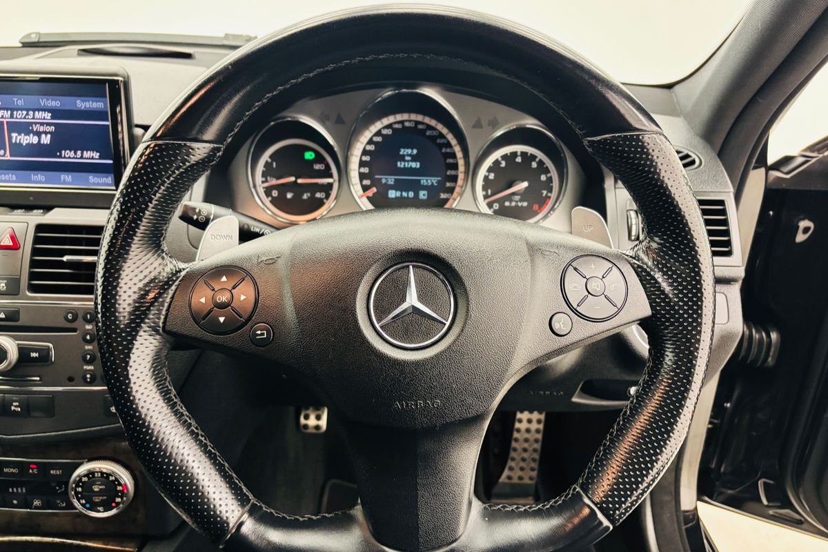 2010 Mercedes-benz C63 AMG 7 SP AUTOMATIC G-TRONIC 4D SEDAN V8