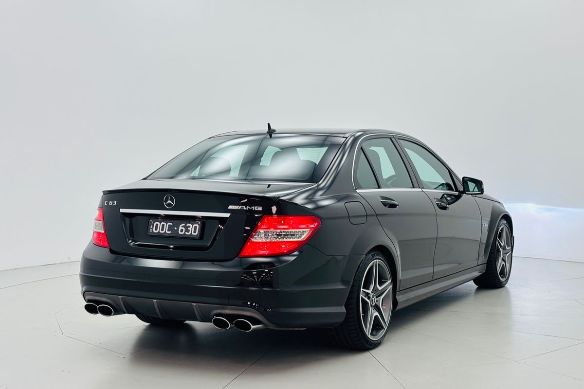 2010 Mercedes-benz C63 AMG 7 SP AUTOMATIC G-TRONIC 4D SEDAN V8