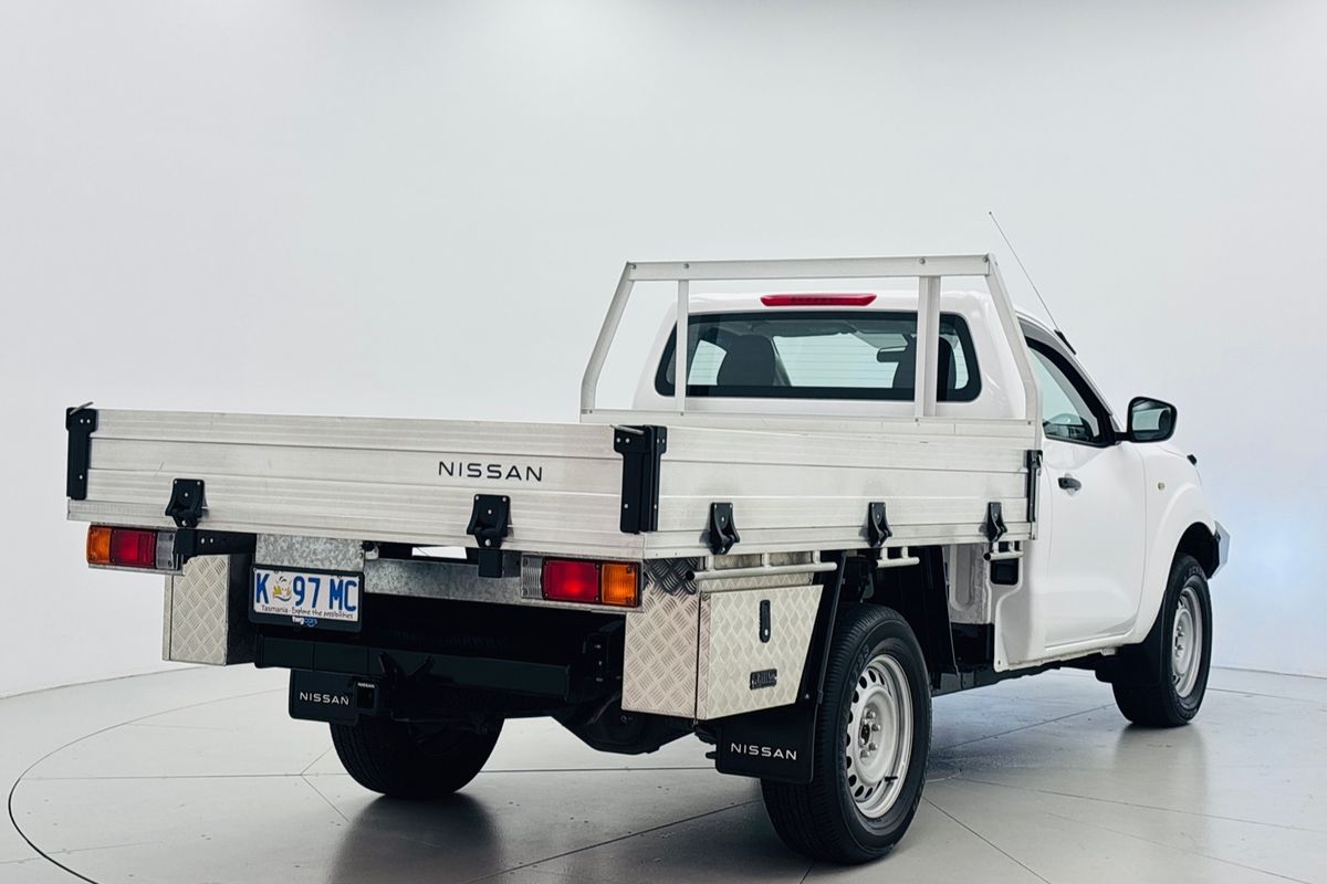 Nissan NAVARA 4X2 2.3 DSL MAN SC CC SL