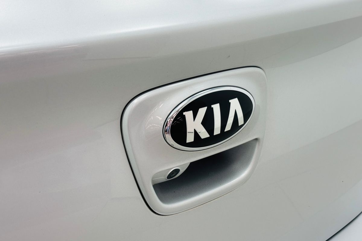 MY20 Kia Rio S Auto Hatch