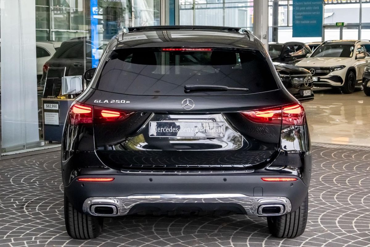 H247 806MY GLA250 e with EQ hy WAG SSD 8sp 1