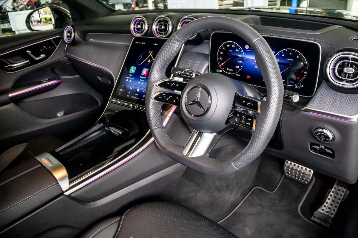 X254 806+056MY GLC200 WAG 9G 9 sp 2.0T/17kW