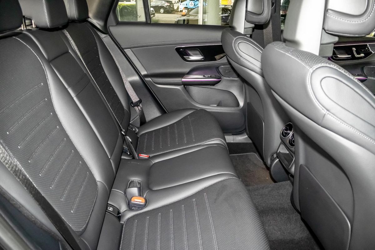X254 806+056MY GLC200 WAG 9G 9 sp 2.0T/17kW