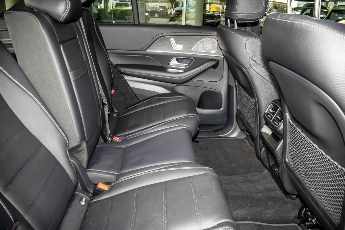 V167 805+055MY GLE300 d WAG 9G 9sp 2.0DT/15kW