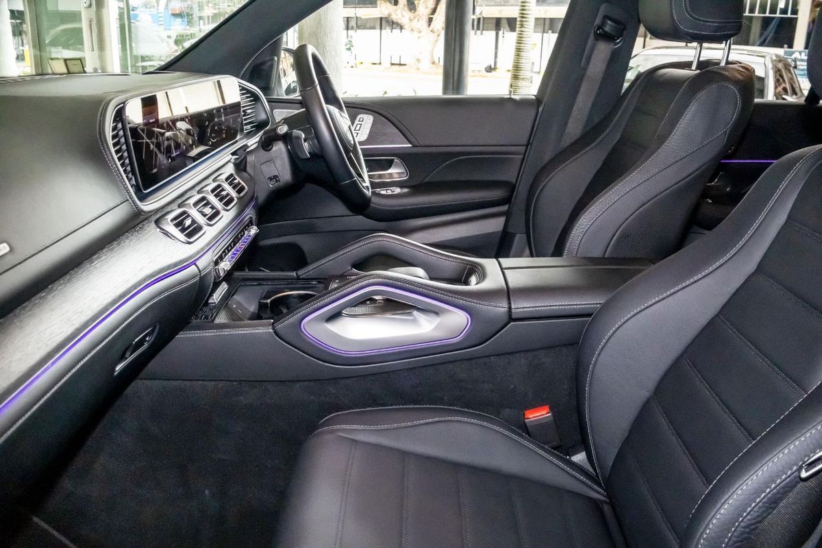 V167 805+055MY GLE300 d WAG 9G 9sp 2.0DT/15kW