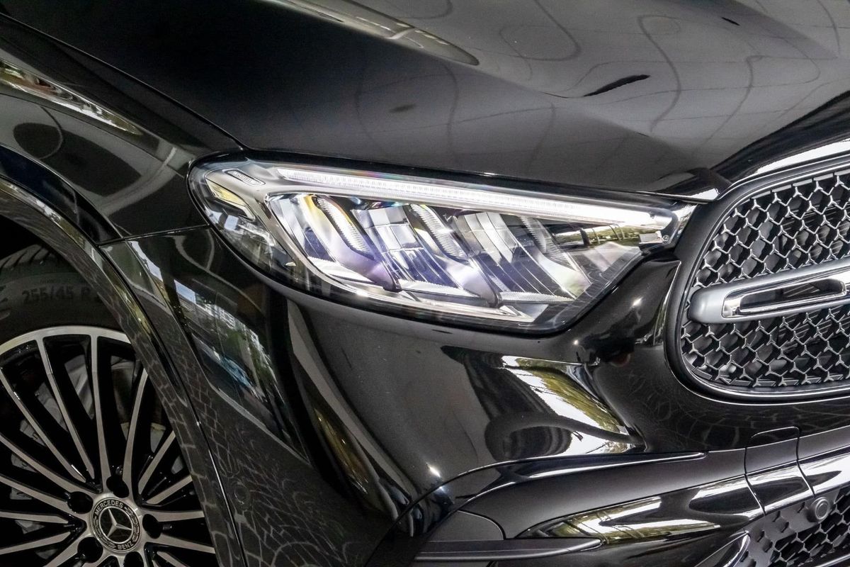 X254 806+056MY GLC200 WAG 9G 9 sp 2.0T/17kW