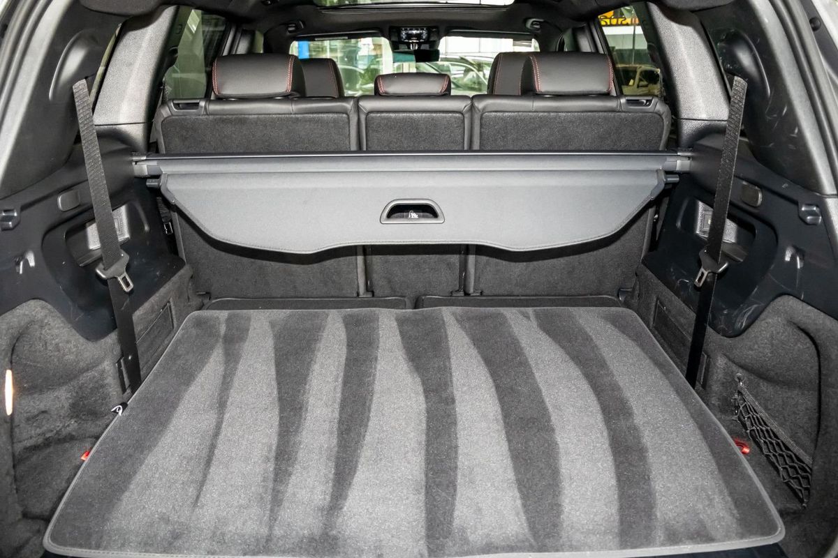 X247 806MY GLB200 Wagon 7st 5d r DCT 7sp 1.3T