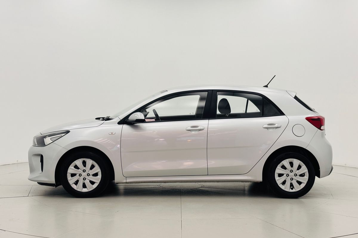 2017 Kia RIO S 4 SP AUTOMATIC 5D HATCHBACK 4CYL 
