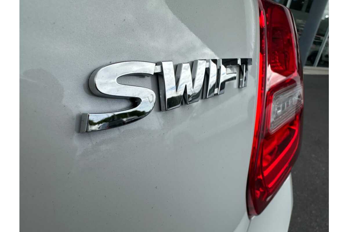 SOLD 2023 Suzuki Swift GL Plus, New Hatch