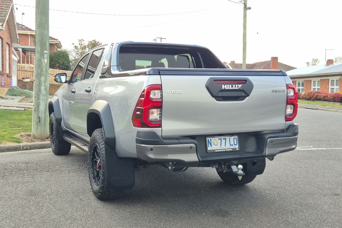 4x4 Rogue 2.8L T Diesel Automatic Double Cab 4x4 Rogue 2.8L T Diesel Automatic Double Cab