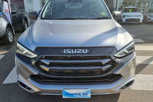 2022 Isuzu MU-X LS-M