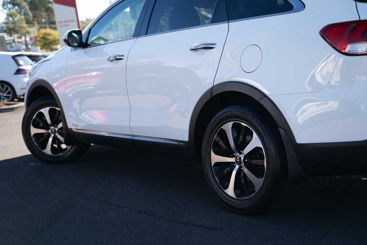 2016 Kia Sorento SLi UM