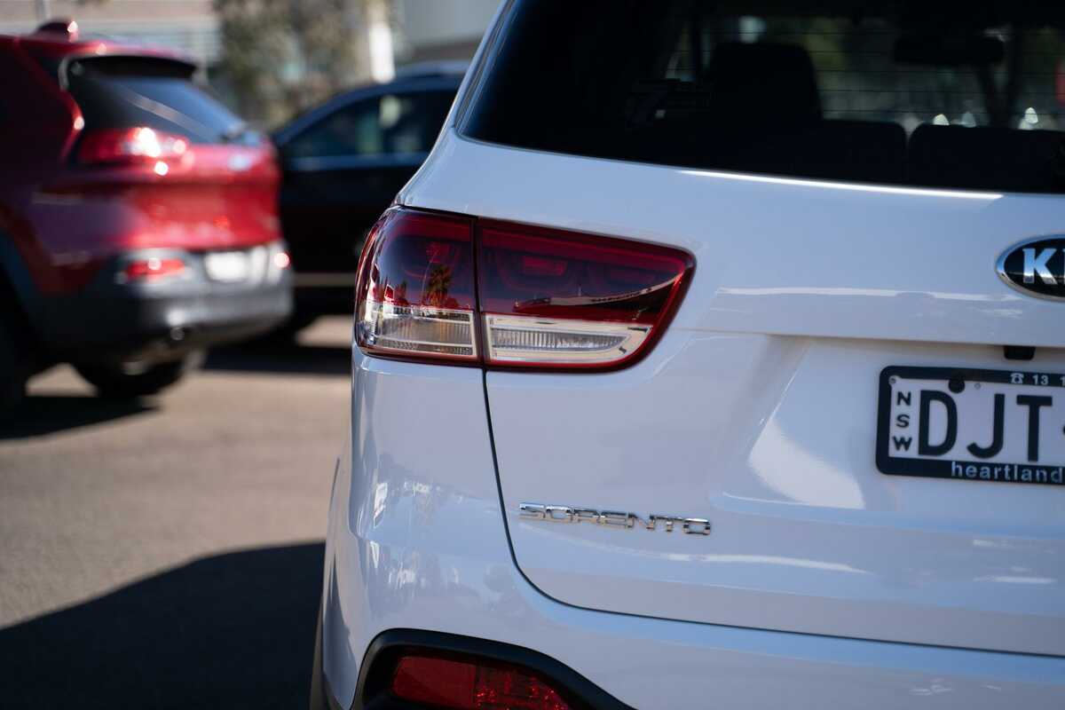 2016 Kia Sorento SLi UM