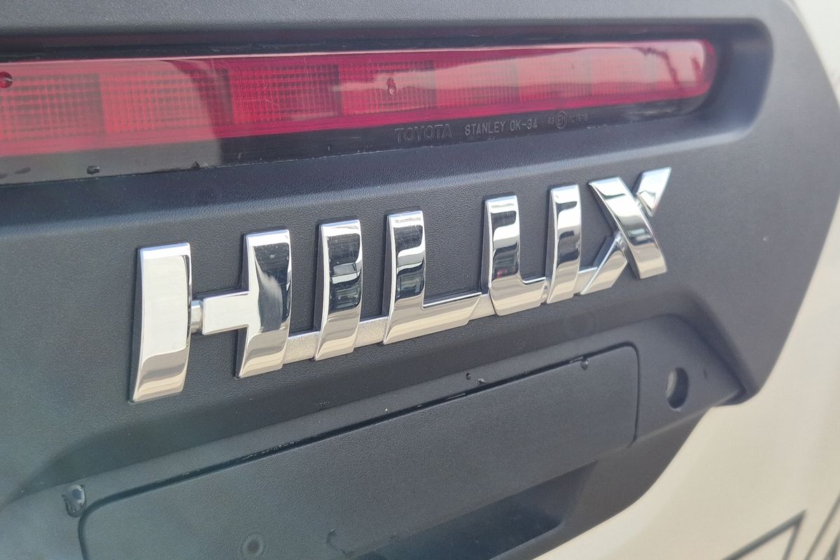 Hilux 4x4 Rugged X 2.8L T Diesel Automatic Double Cab 2U76940 001
