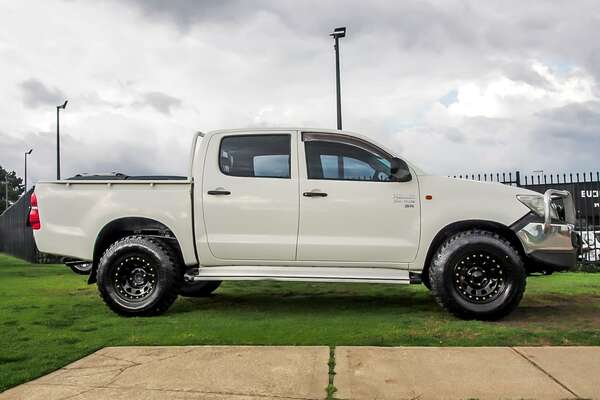 2015 Toyota Hilux SR KUN26R