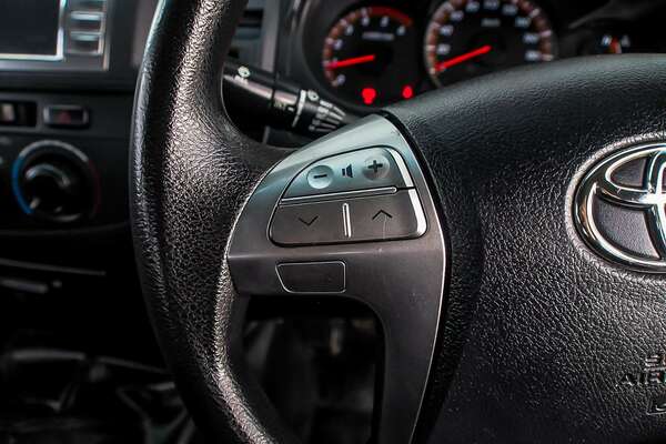 2015 Toyota Hilux SR KUN26R