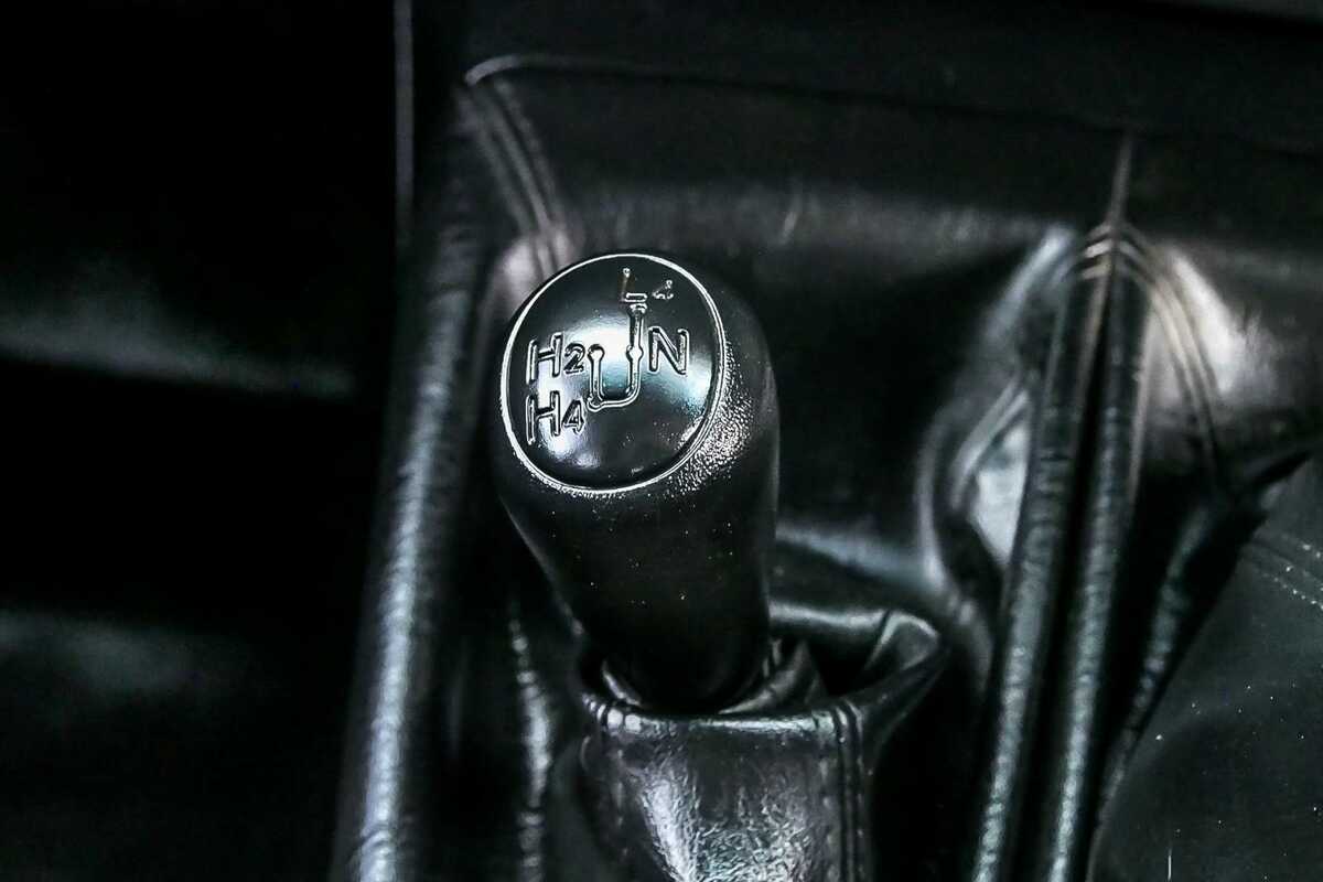 2015 Toyota Hilux SR KUN26R