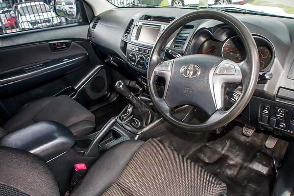 2015 Toyota Hilux SR KUN26R
