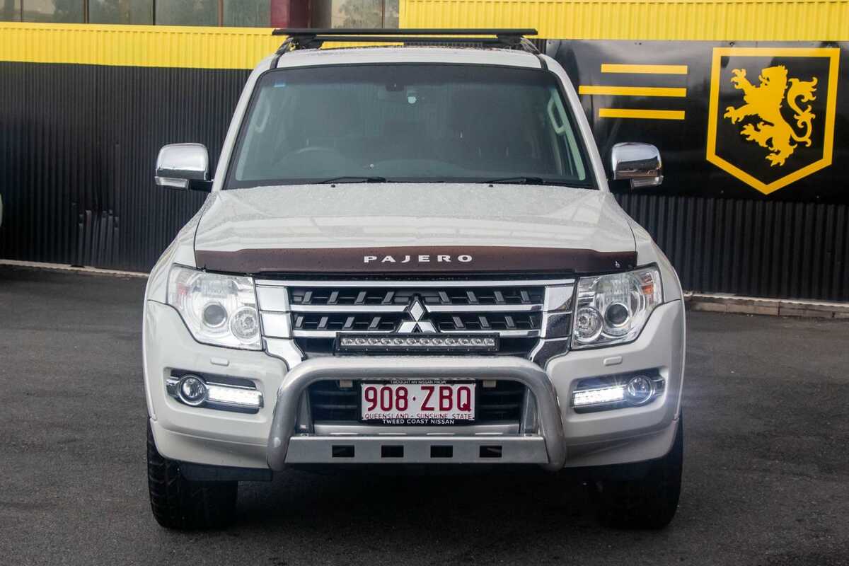 2015 Mitsubishi Pajero Exceed NX