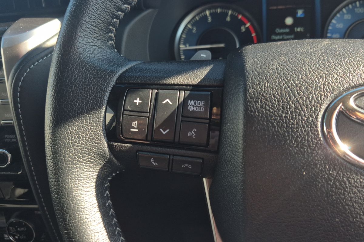 Crusade 2.8L T Diesel Automatic Wagon