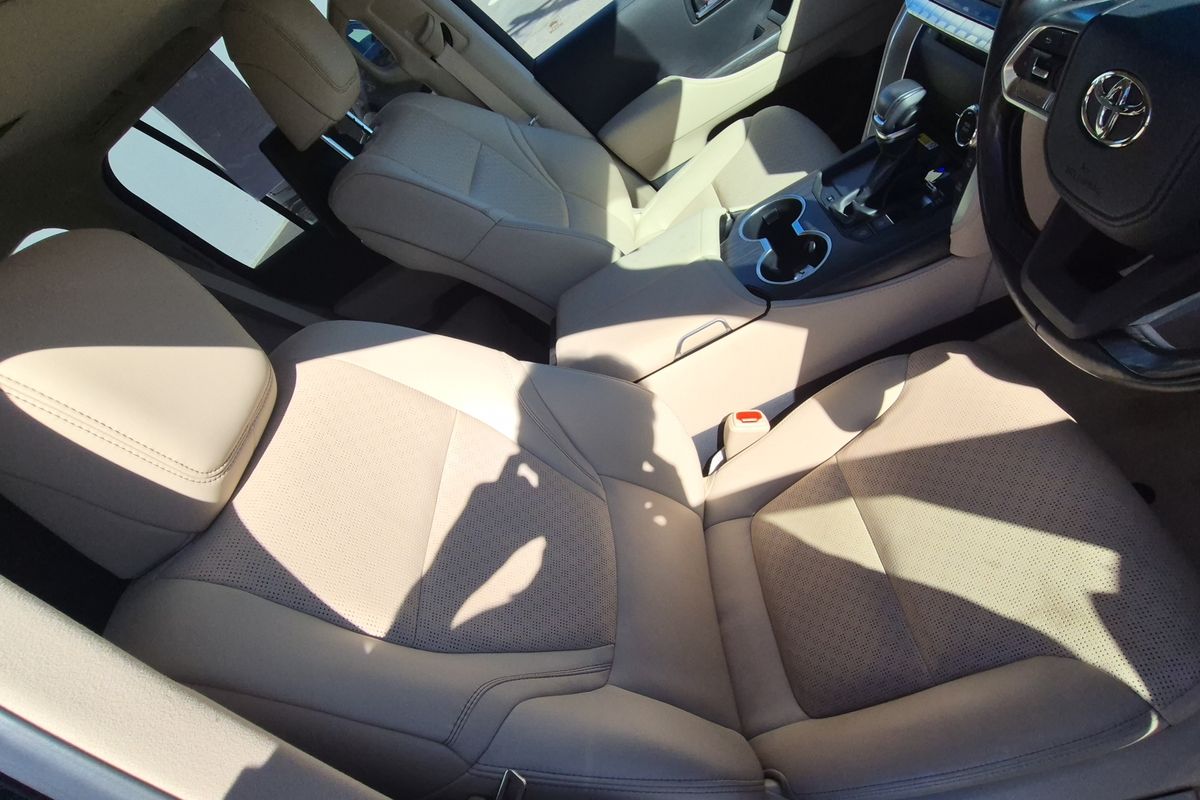 Wagon Sahara ZX 3.3L Diesel Automatic