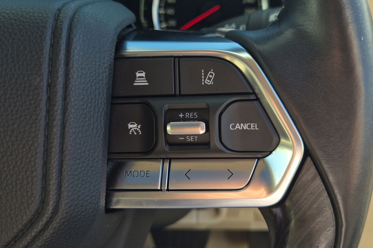 Wagon Sahara ZX 3.3L Diesel Automatic